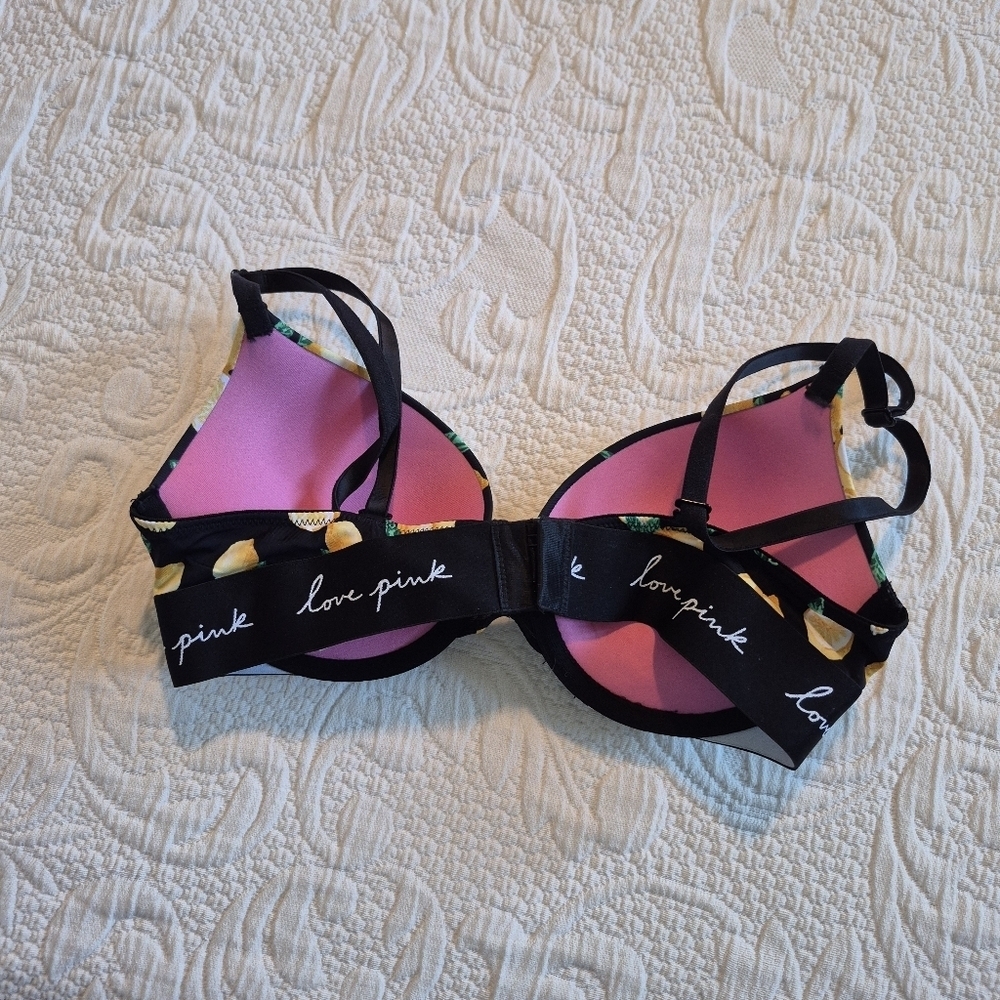 Victoria's Secret 32 C Lemon design Wear Everywhere push up bra EUC - Picture 2 of 6
